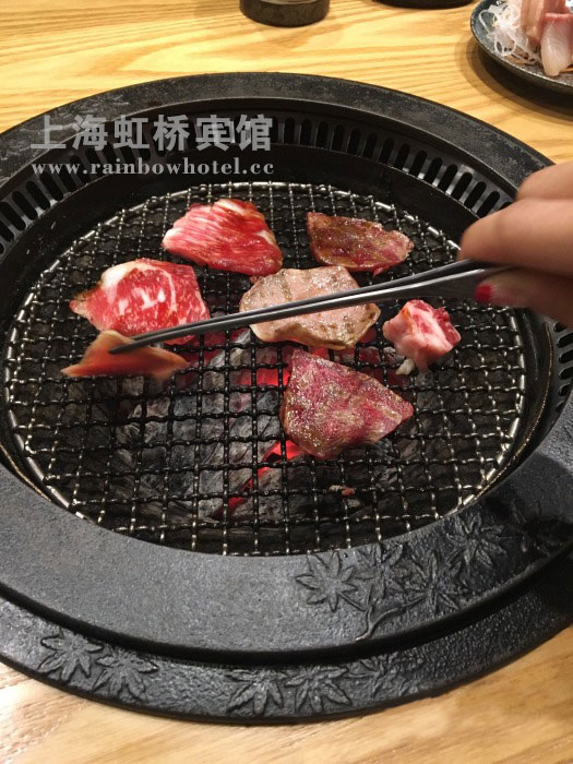 幸正宗的烤肉爐