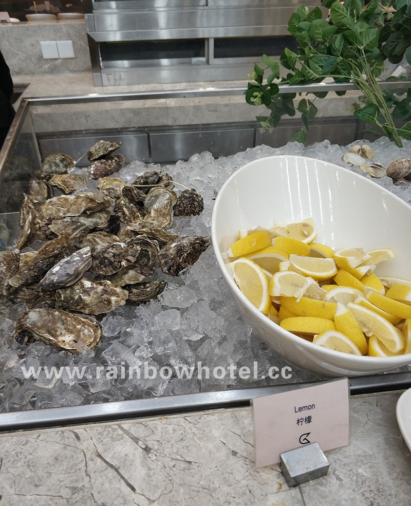 超大的鮑魚 (生蠔) 